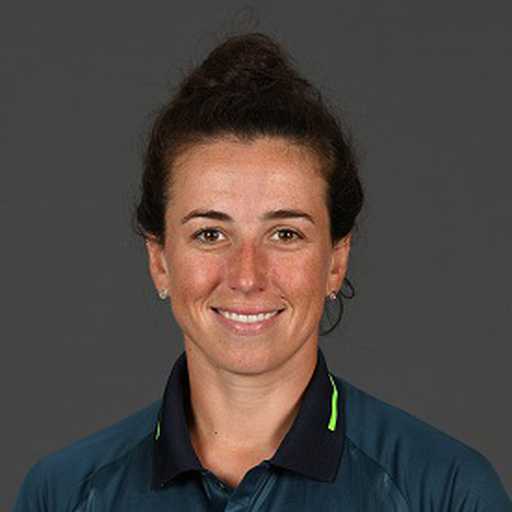 Georgia Elwiss photo